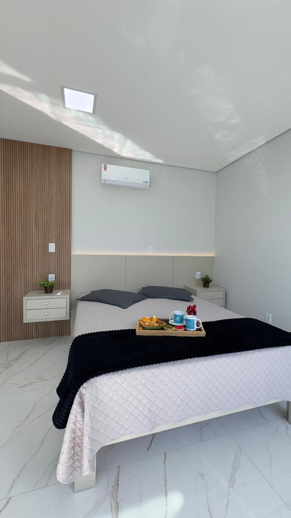 Apto Das Lavandas - 2 Quartos - Apto Todo Climatizado - A 150M Do Parque Termal! Пиратуба Экстерьер фото